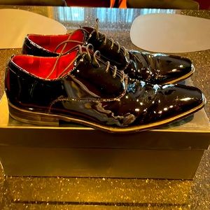 Hugo Boss Patent Leather Tuxedo Laceups! Worn Twice! Amazing condition with box!